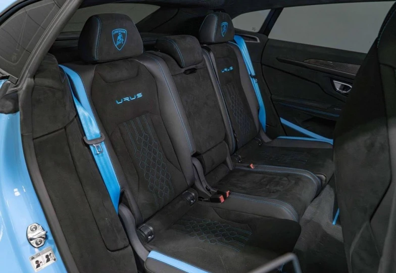 Lamborghini Urus Синий