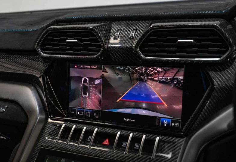Lamborghini Urus Синий
