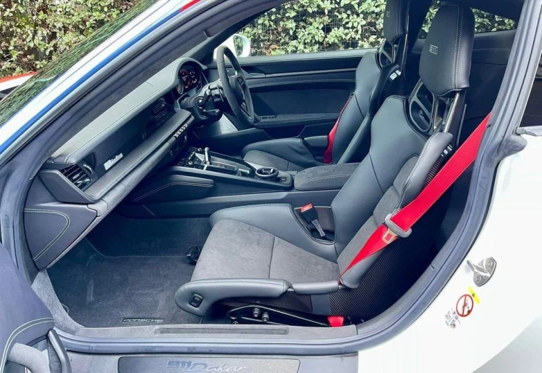 Porsche 911 Белый