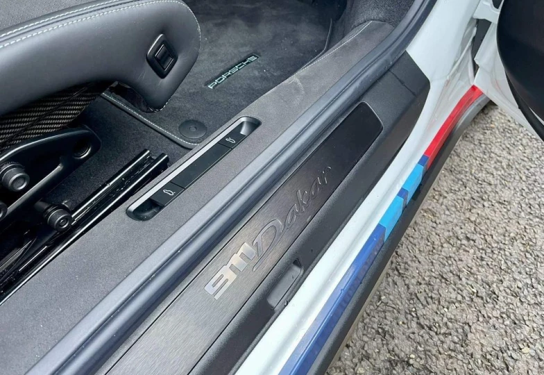 Porsche 911 Белый