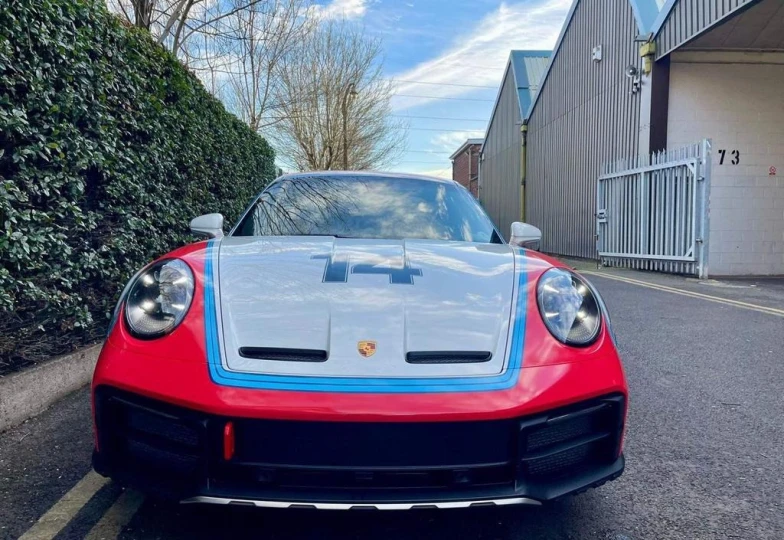 Porsche 911 Белый