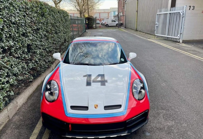 Porsche 911 Белый