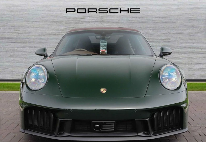 Porsche 911 Зеленый