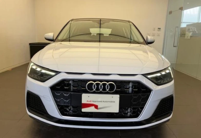 Audi A1 Белый