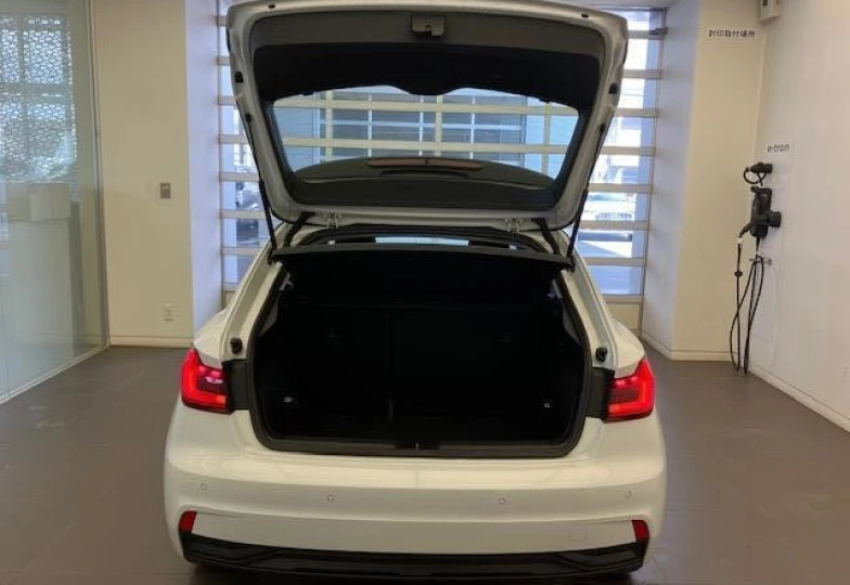 Audi A1 Белый