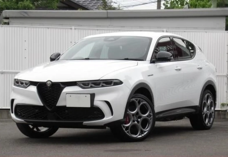 Alfa Romeo Tonale Белый