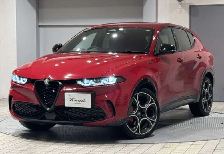 Alfa Romeo Tonale Red