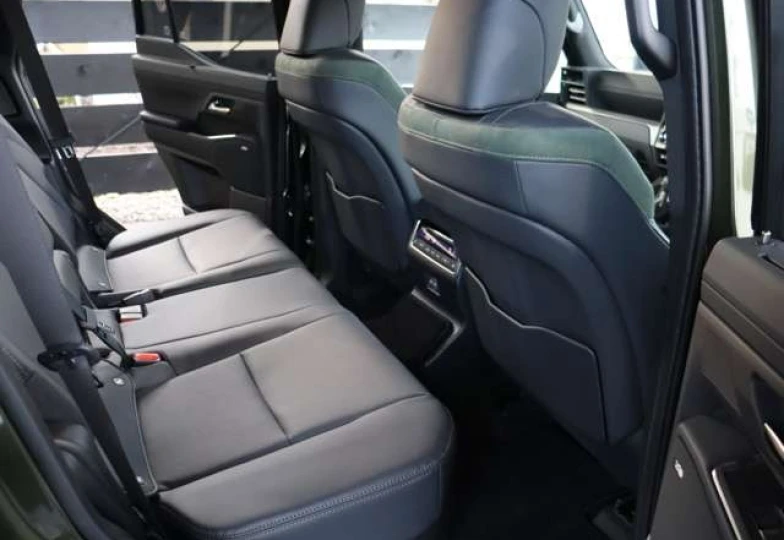 Lexus GX Зеленый