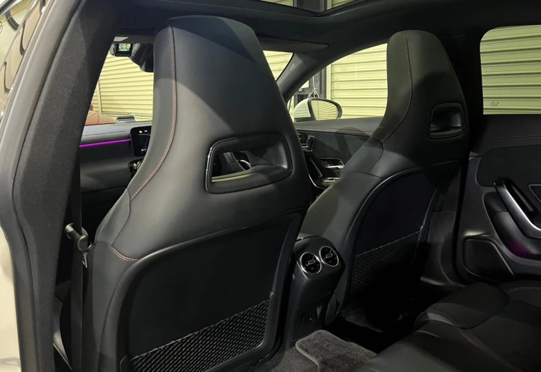 Mercedes CLA-class Белый
