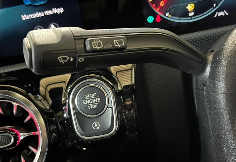 Mercedes CLA-class Белый