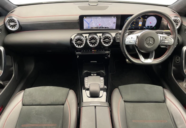 Mercedes CLA-class Белый