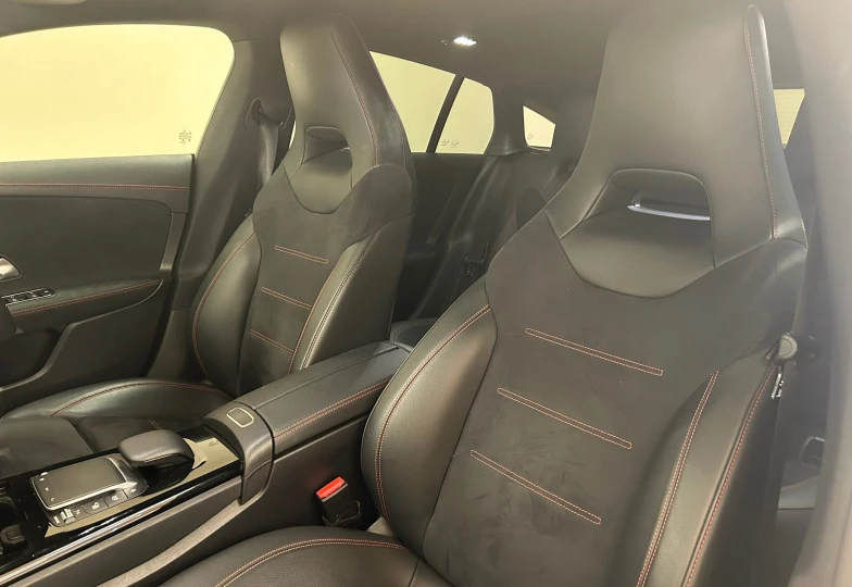 Mercedes-benz CLA-class Черный