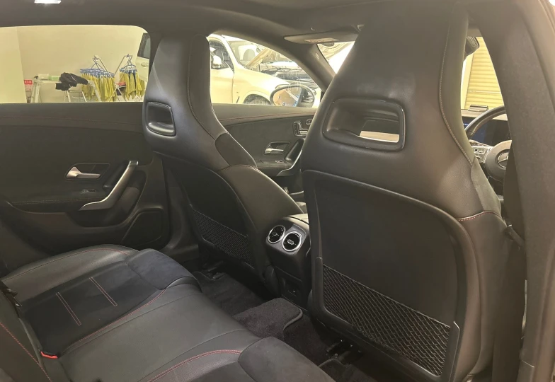 Mercedes-benz CLA-class Черный