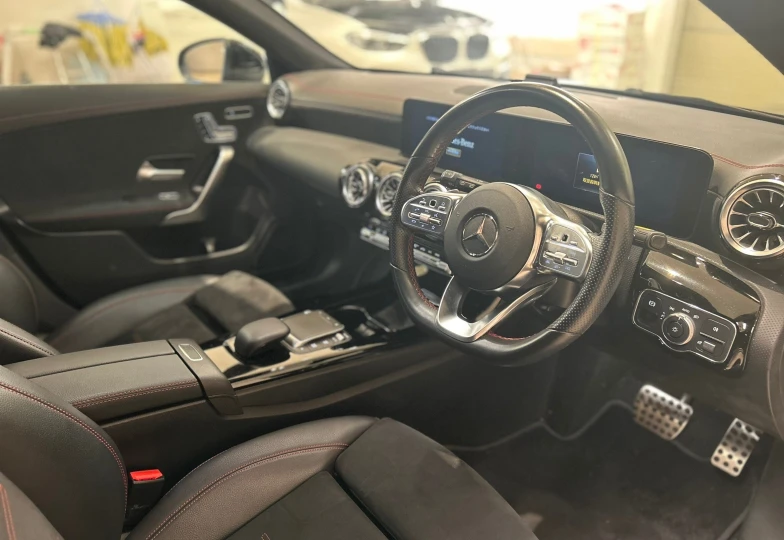 Mercedes-benz CLA-class Черный