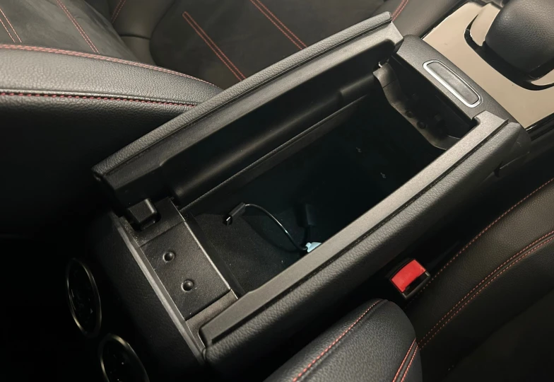 Mercedes-benz CLA-class Черный