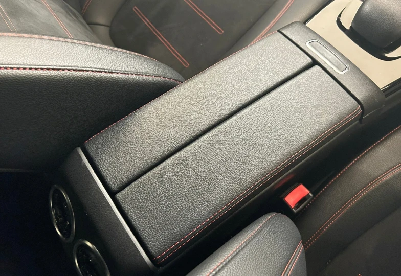 Mercedes-benz CLA-class Черный
