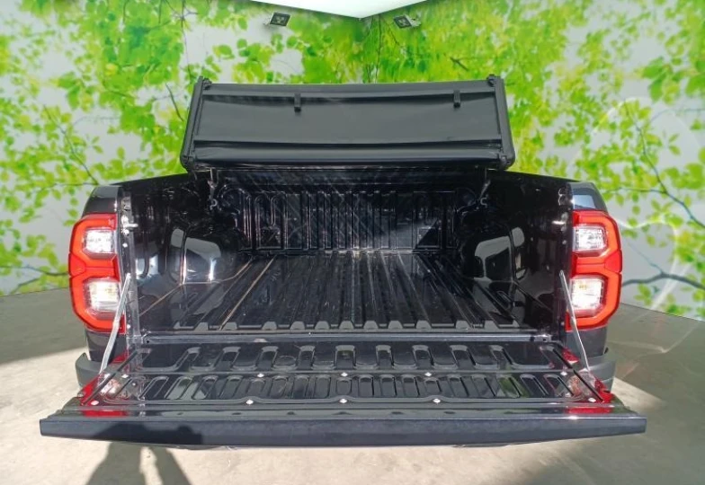 Toyota Hilux Синий
