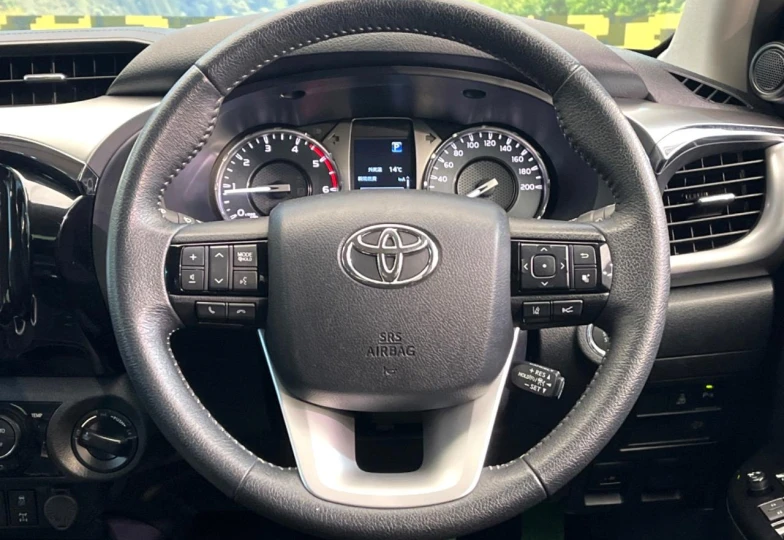 Toyota Hilux Коричневый