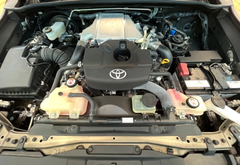 Toyota Hilux Коричневый