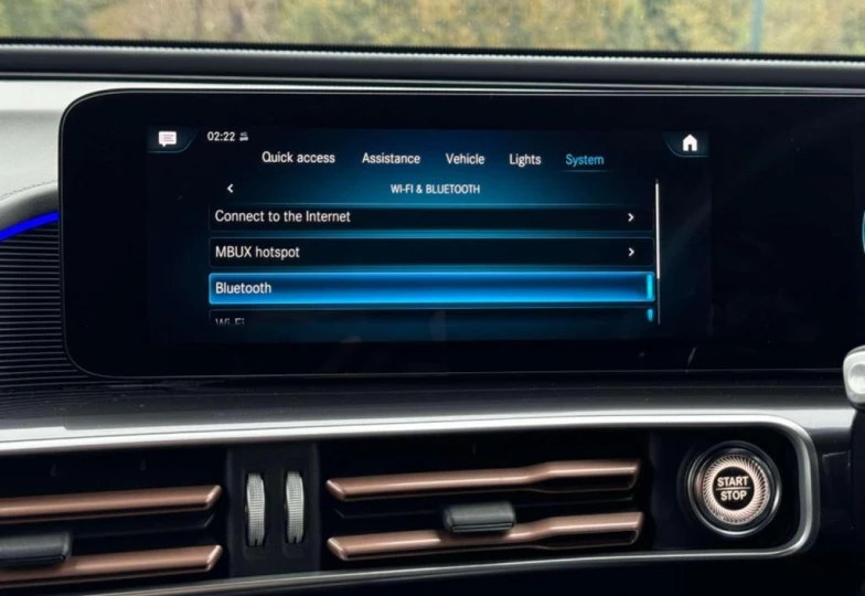 Mercedes EQC Белый