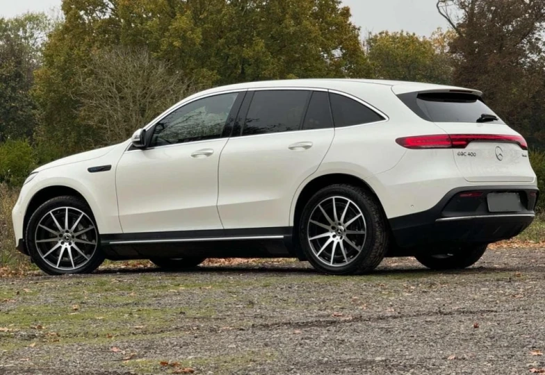 Mercedes EQC Белый