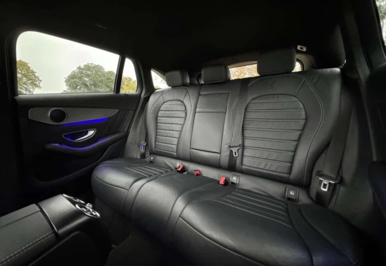 Mercedes EQC Белый