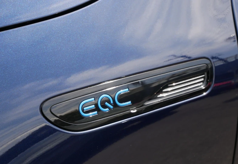 Mercedes EQC Черный