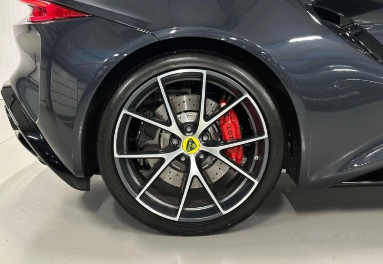 Lotus Emira Black