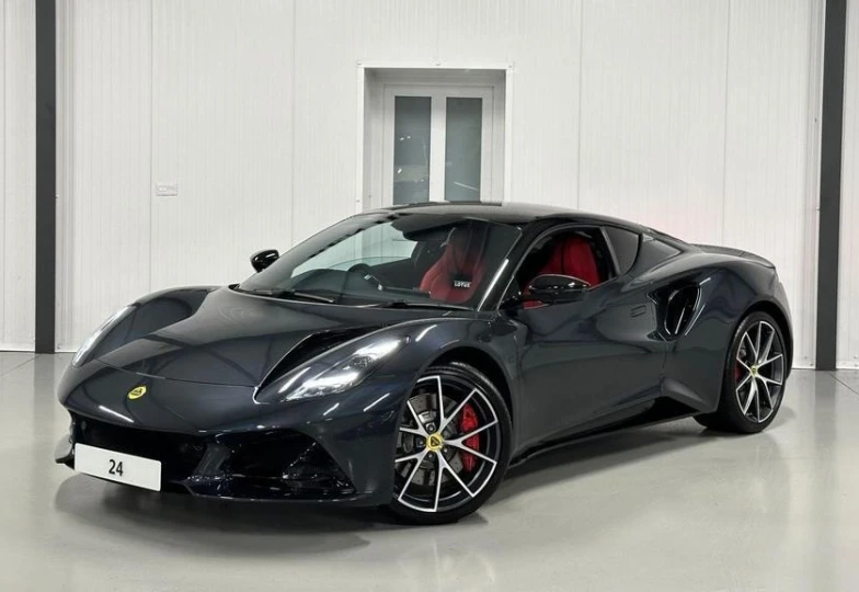 Lotus Emira Black