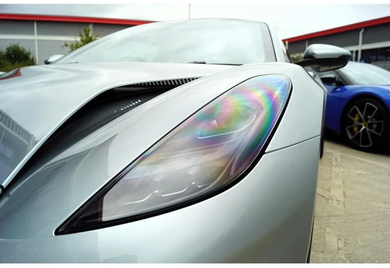 Lotus Emira Серый