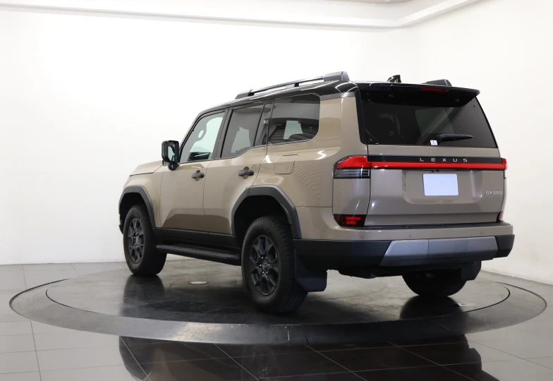 Lexus GX Бежевый