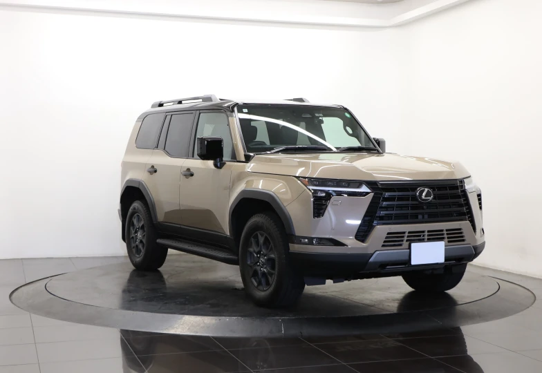 Lexus GX Бежевый