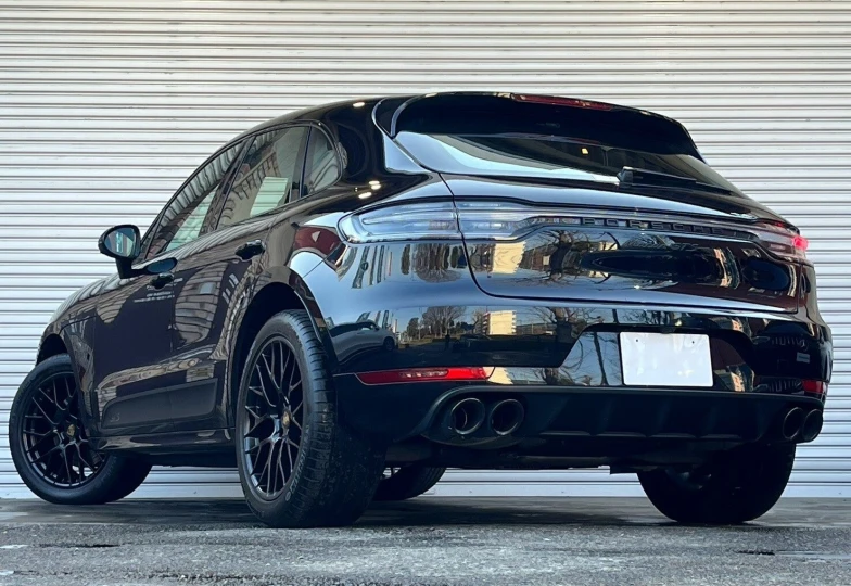 Porsche Macan Черный