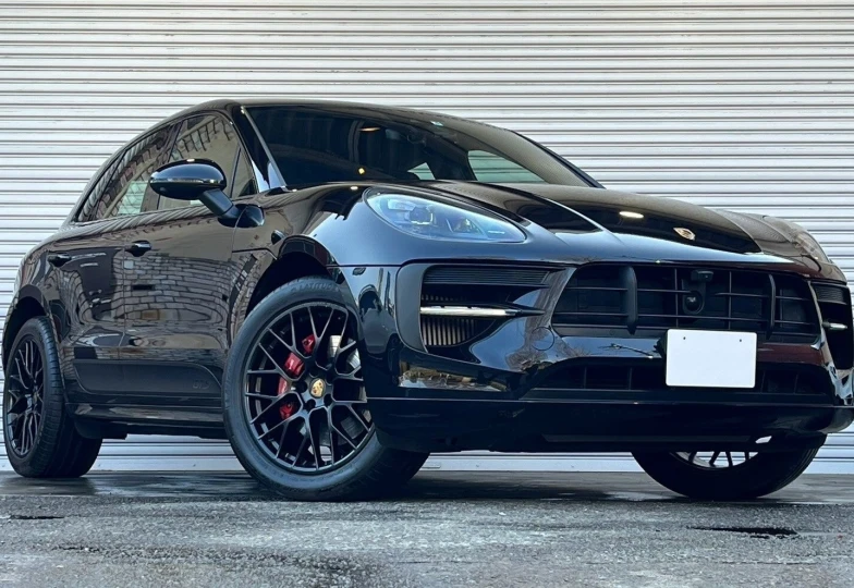 Porsche Macan Черный