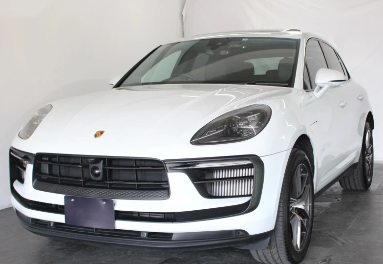 Porsche Macan Белый