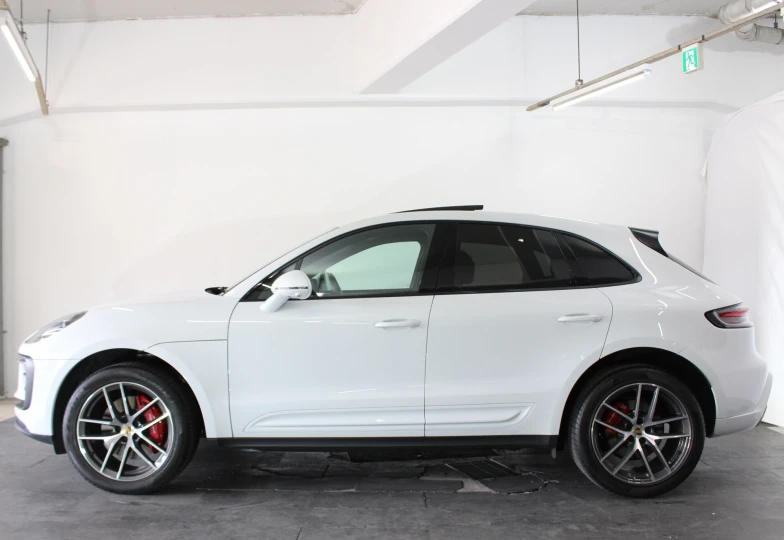 Porsche Macan Белый
