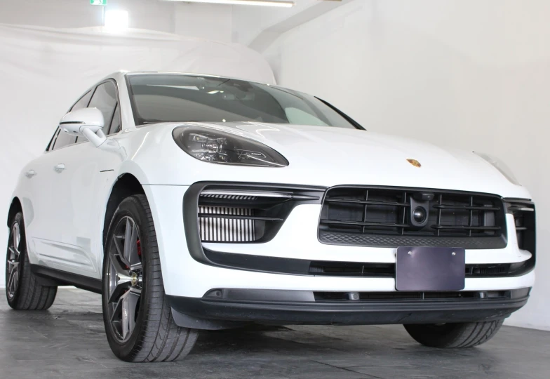 Porsche Macan Белый