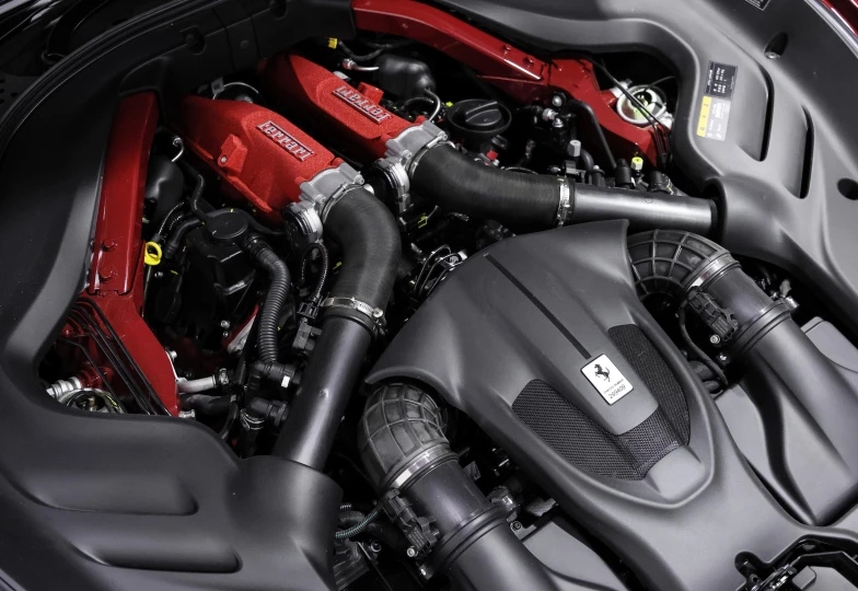 Ferrari Roma Красный