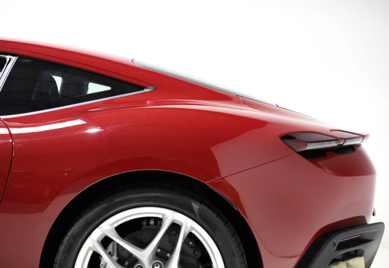 Ferrari Roma Красный