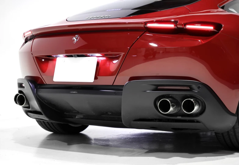 Ferrari Roma Красный