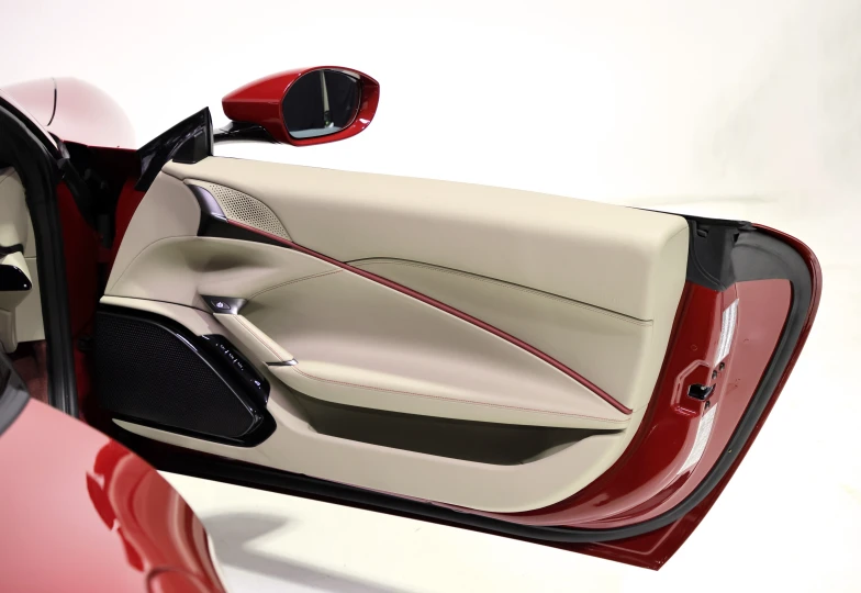 Ferrari Roma Красный
