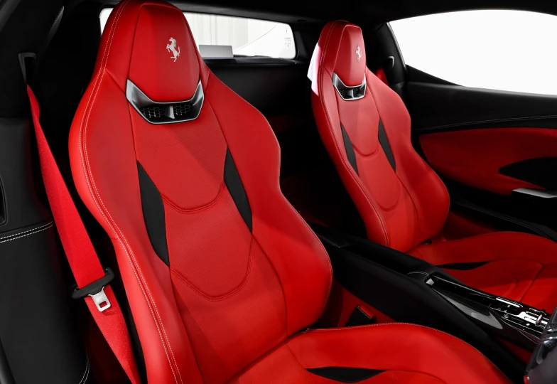 Ferrari 296 GTB Белый