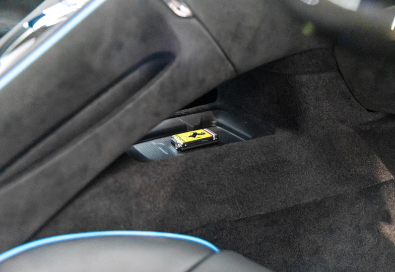 Ferrari Roma Синий