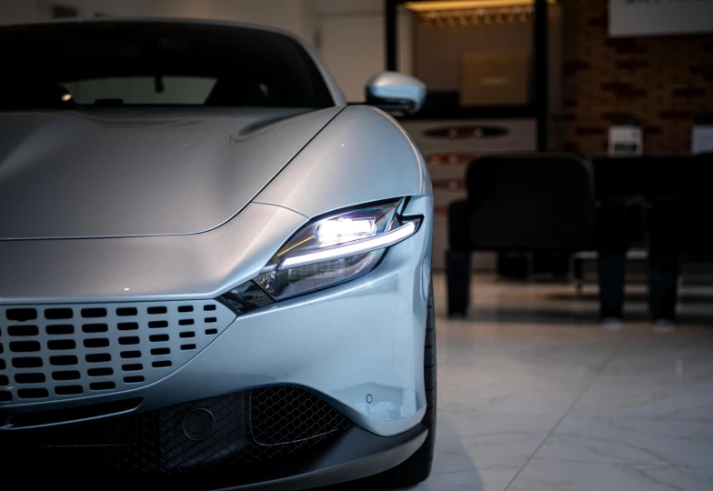 Ferrari Roma Синий