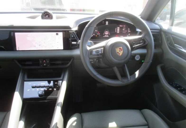 Porsche Macan Серый