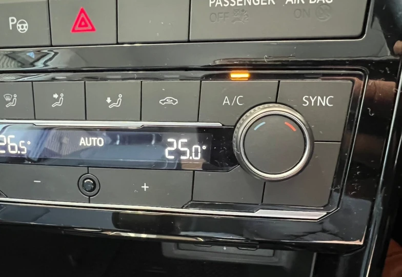 Volkswagen T-Cross Белый