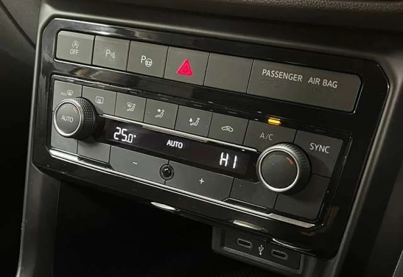 Volkswagen T-Cross Черный