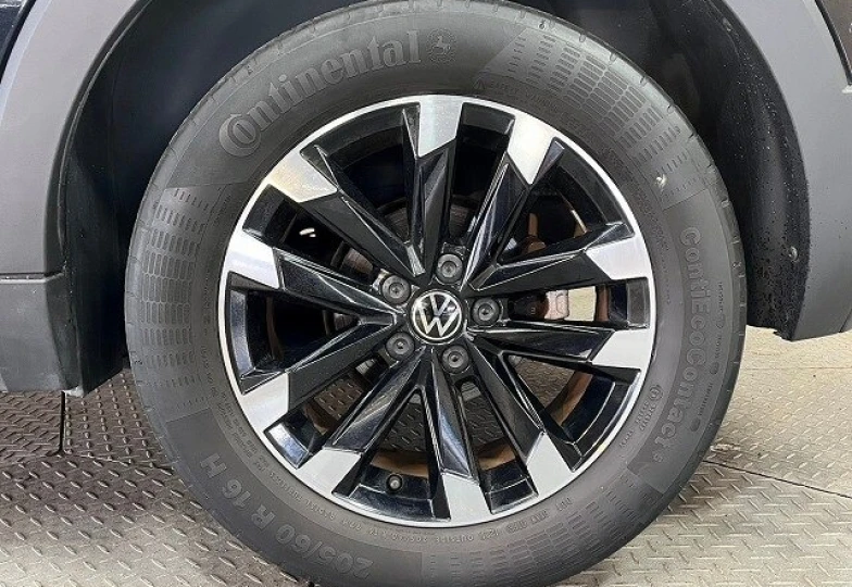 Volkswagen T-Cross Черный