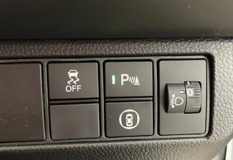 Honda Vezel Черный
