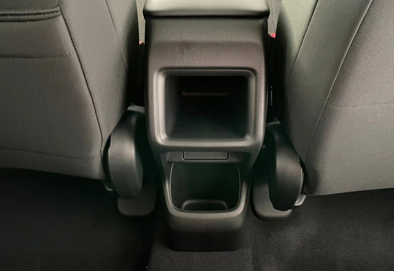 Honda Vezel Черный